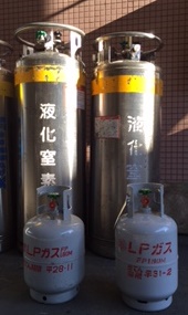 2014.12.26LP小瓶１.jpg