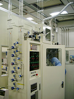 製膜装置用プロセスガス　シリンダーキャビネット